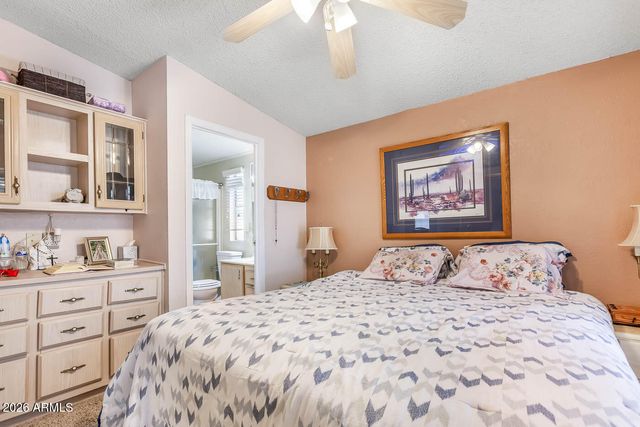 6097 S PINEHURST Drive, Chandler, AZ 85249