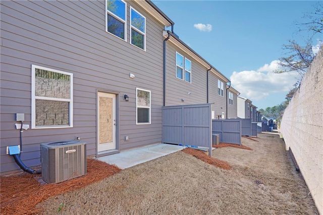 1706 Gunnin Trace NW, Atlanta, GA 30318