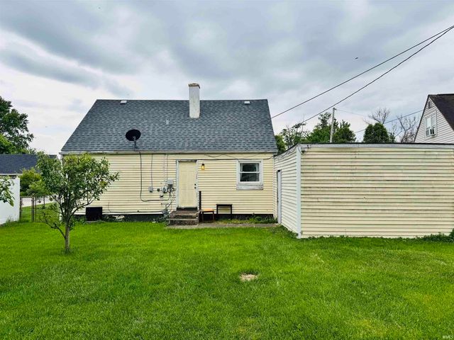 4507 Silver Lane, South Bend, IN 46619