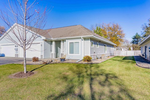 1427 Ravoux Lane, Chaska, MN 55318