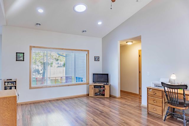 1427 Ravoux Lane, Chaska, MN 55318