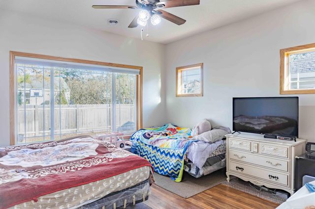 1427 Ravoux Lane, Chaska, MN 55318