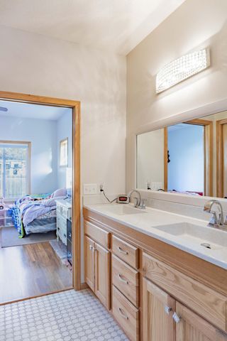 1427 Ravoux Lane, Chaska, MN 55318