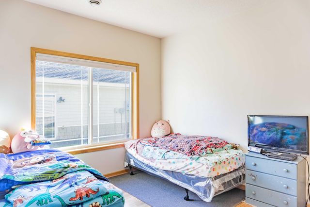 1427 Ravoux Lane, Chaska, MN 55318