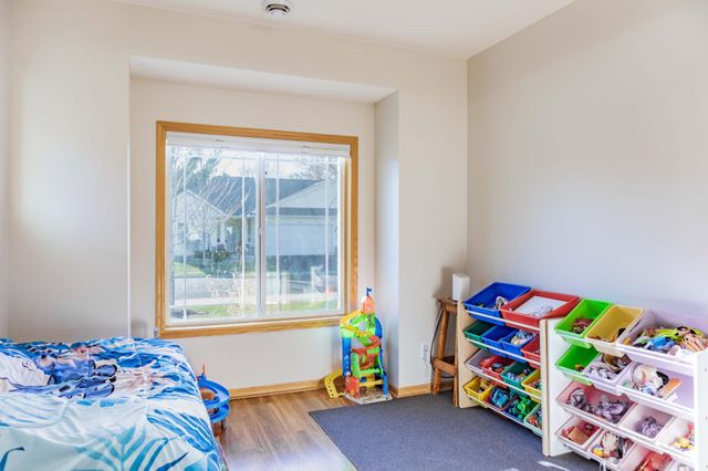 1427 Ravoux Lane, Chaska, MN 55318