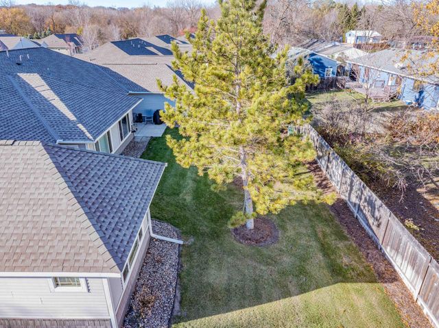 1427 Ravoux Lane, Chaska, MN 55318
