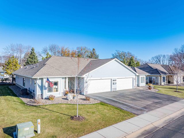1427 Ravoux Lane, Chaska, MN 55318