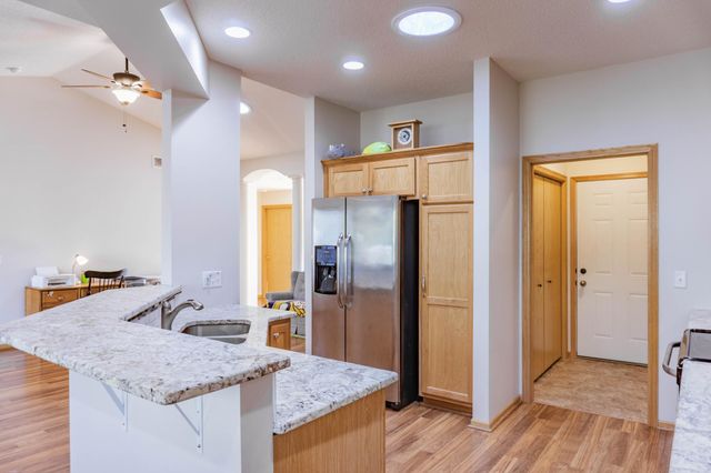 1427 Ravoux Lane, Chaska, MN 55318