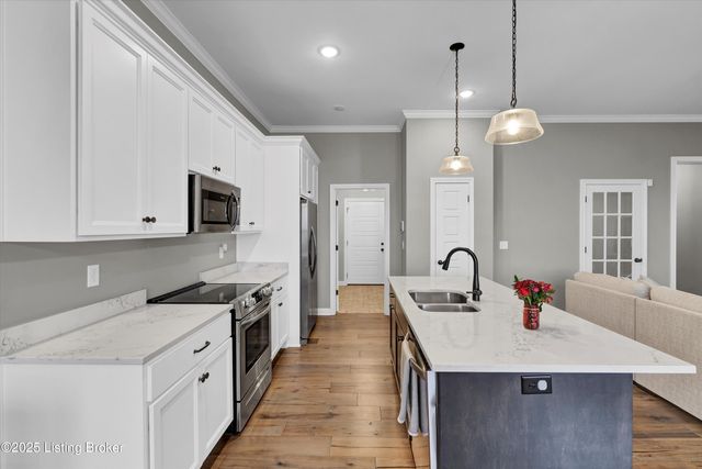 120 Burlington Ct, Mt Washington, KY 40047