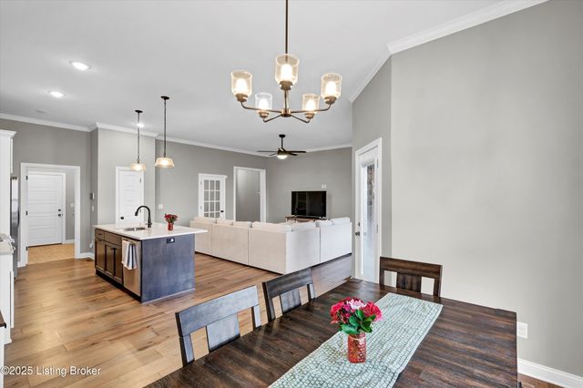 120 Burlington Ct, Mt Washington, KY 40047