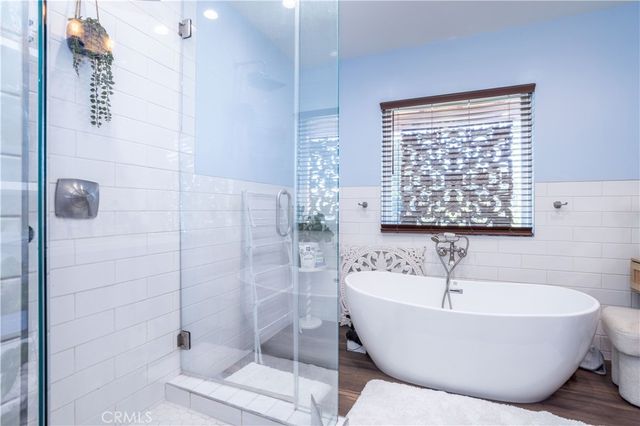 17525 Kingsbury Street, Granada Hills, CA 91344