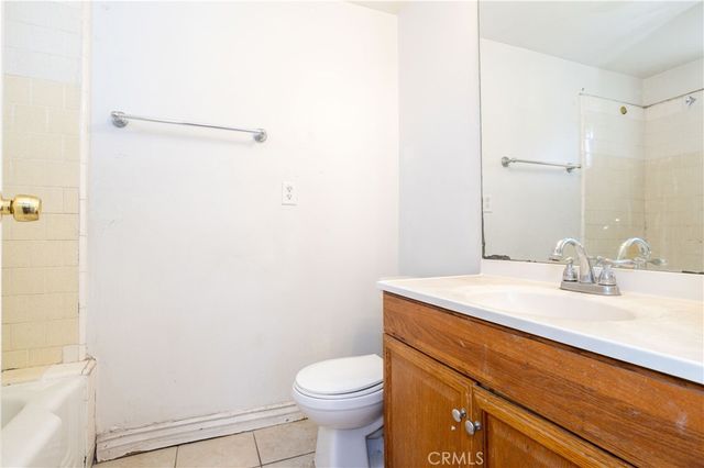 17525 Kingsbury Street, Granada Hills, CA 91344