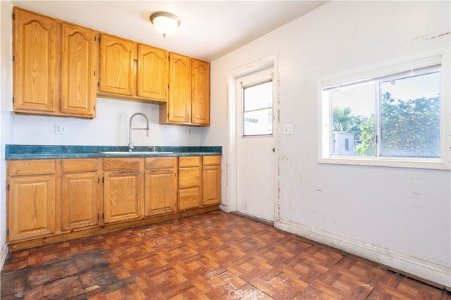 17525 Kingsbury Street, Granada Hills, CA 91344