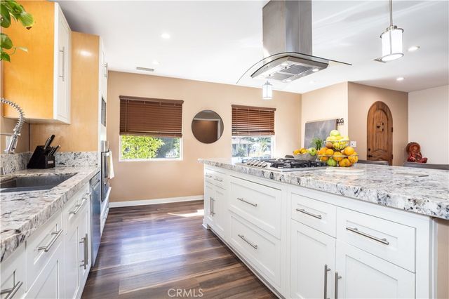 17525 Kingsbury Street, Granada Hills, CA 91344