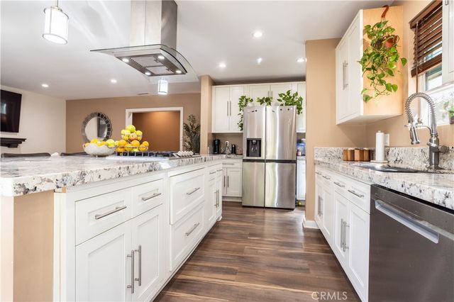 17525 Kingsbury Street, Granada Hills, CA 91344