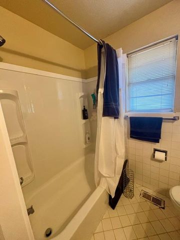408 SW 63rd Place, Oklahoma City, OK 73139