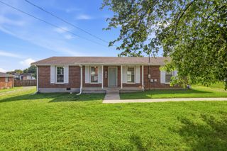 305 Becklea Dr, Madison, TN 37115