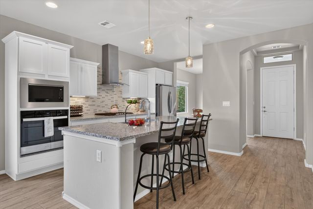 4225 Crowned Eagle Loop NE, Rio Rancho, NM 87144