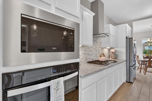 4225 Crowned Eagle Loop NE, Rio Rancho, NM 87144
