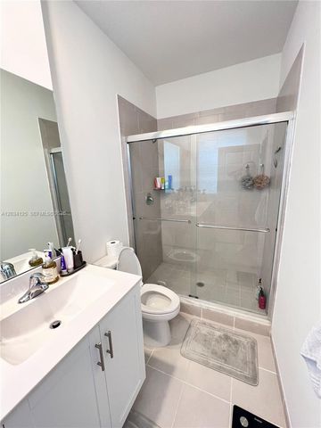 20610 NE 5th Pl 6104, Miami, FL 33179