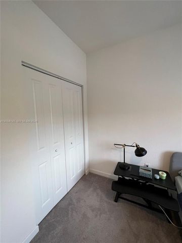 20610 NE 5th Pl 6104, Miami, FL 33179