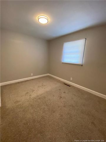 5319 Williamsburgh Drive, Fayetteville, NC 28304