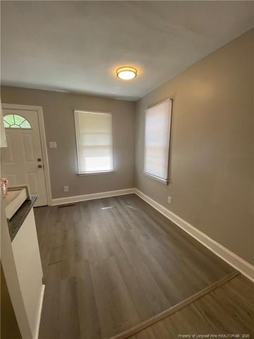 5319 Williamsburgh Drive, Fayetteville, NC 28304