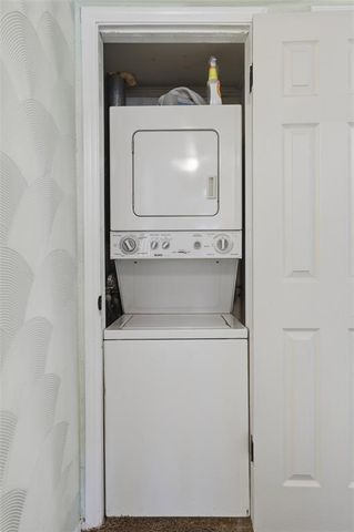 6728 N Meridian Avenue C, Oklahoma City, OK 73116