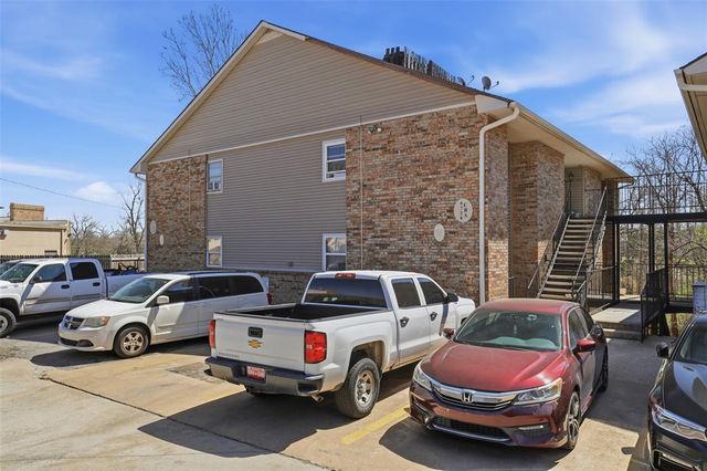 6728 N Meridian Avenue C, Oklahoma City, OK 73116