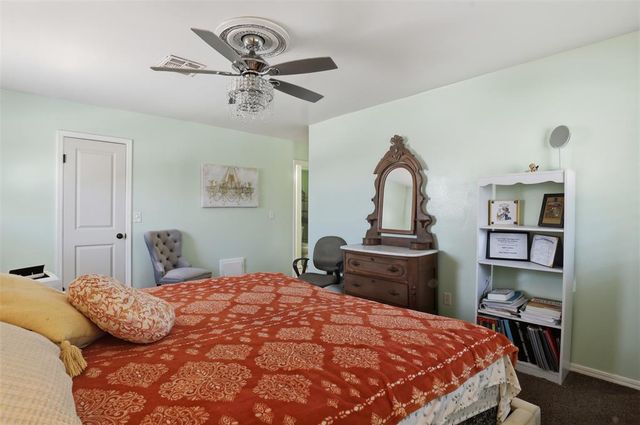 6728 N Meridian Avenue C, Oklahoma City, OK 73116