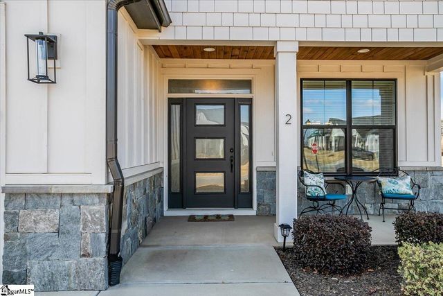 2 Winding Rock Road, Simpsonville, SC 29680