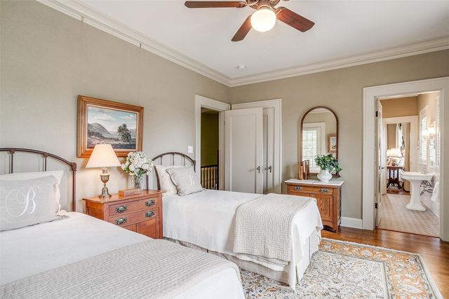 100 W Cypress Street, Cross Plains, TX 76443