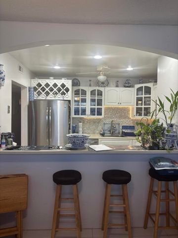 5861 NW 16TH Place 113, Sunrise, FL 33313