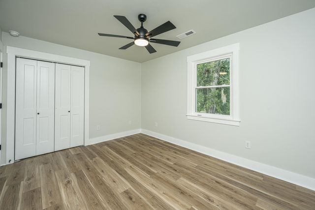 728 Gilmore Court, Charleston, SC 29412