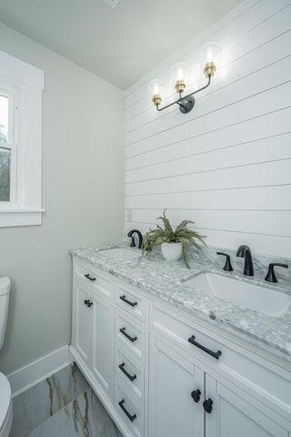 728 Gilmore Court, Charleston, SC 29412