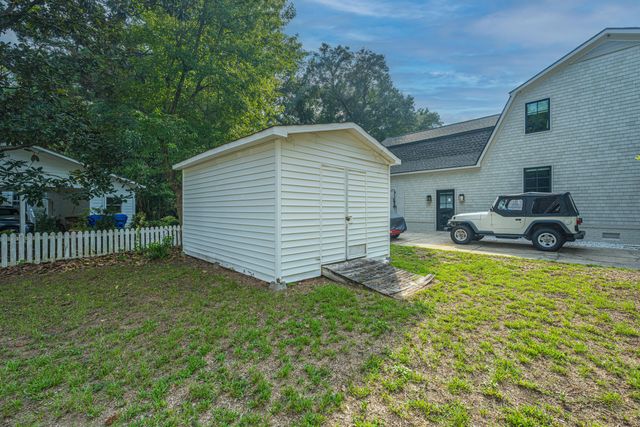 728 Gilmore Court, Charleston, SC 29412