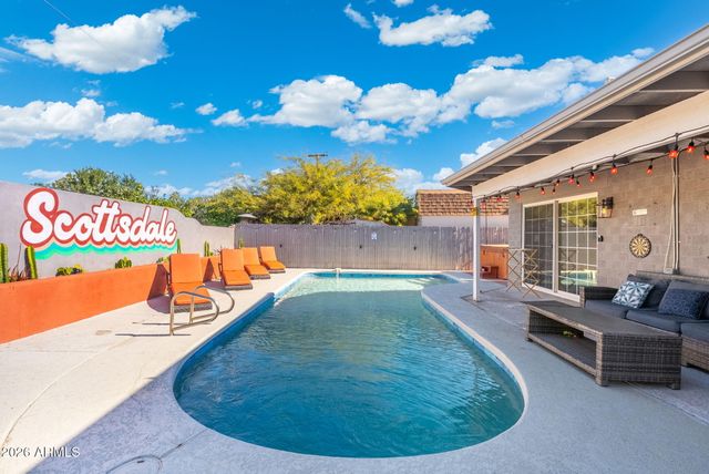 8714 E PLAZA Avenue, Scottsdale, AZ 85250