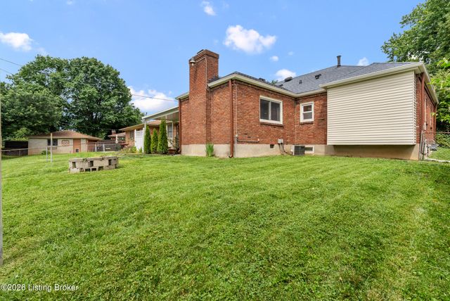 3128 Mylanta Pl, Louisville, KY 40220