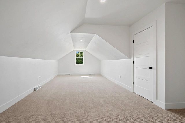 1871 LEDGEVIEW ROAD, De Pere, WI 54115