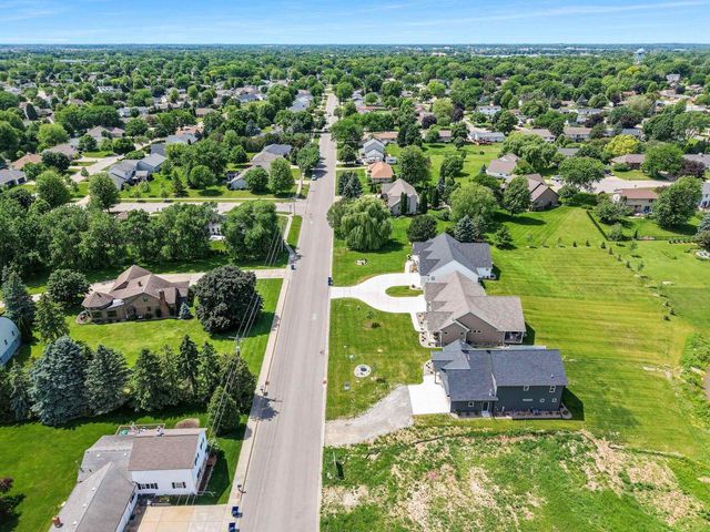 1871 LEDGEVIEW ROAD, De Pere, WI 54115