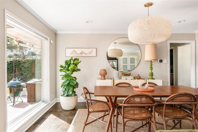 6838 Winchester Street, Dallas, TX 75231