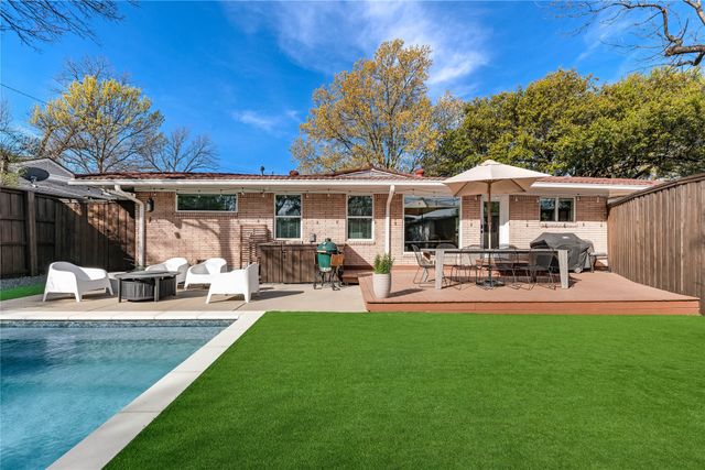 6838 Winchester Street, Dallas, TX 75231