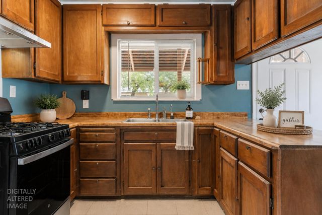 30 A St, Empire, CA 95319