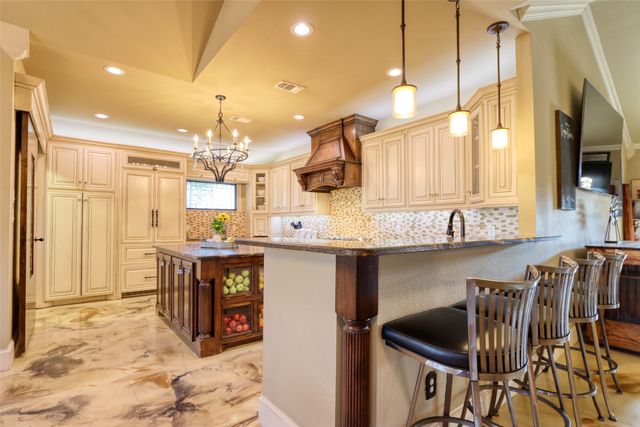 1624 S 5th Street, Midlothian, TX 76065