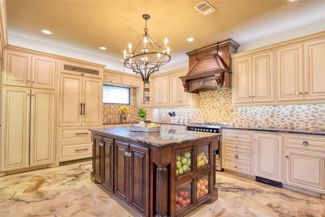 1624 S 5th Street, Midlothian, TX 76065