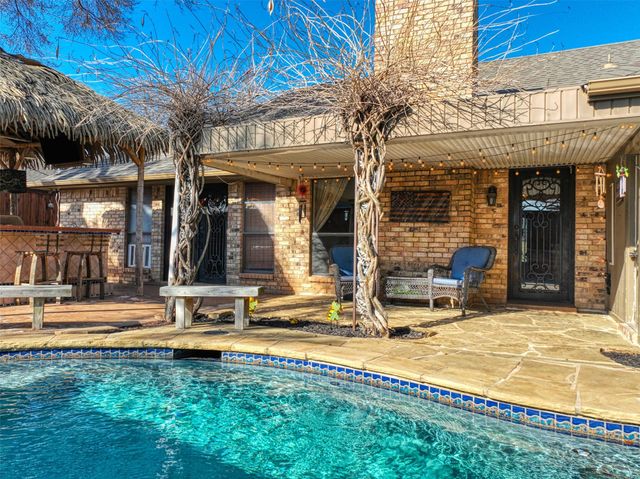 1624 S 5th Street, Midlothian, TX 76065