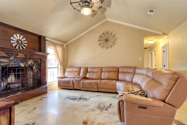 1624 S 5th Street, Midlothian, TX 76065