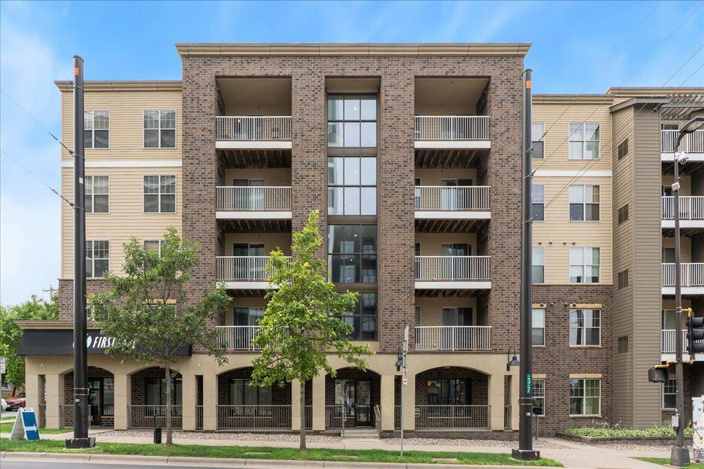 2900 University Avenue SE 503, Minneapolis, MN 55414 — exterior