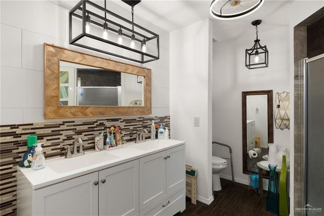 415 S Westgate Drive B-15, Weslaco, TX 78596