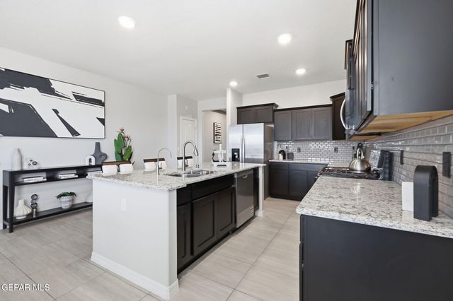 3856 Bubble Place, El Paso, TX 79938